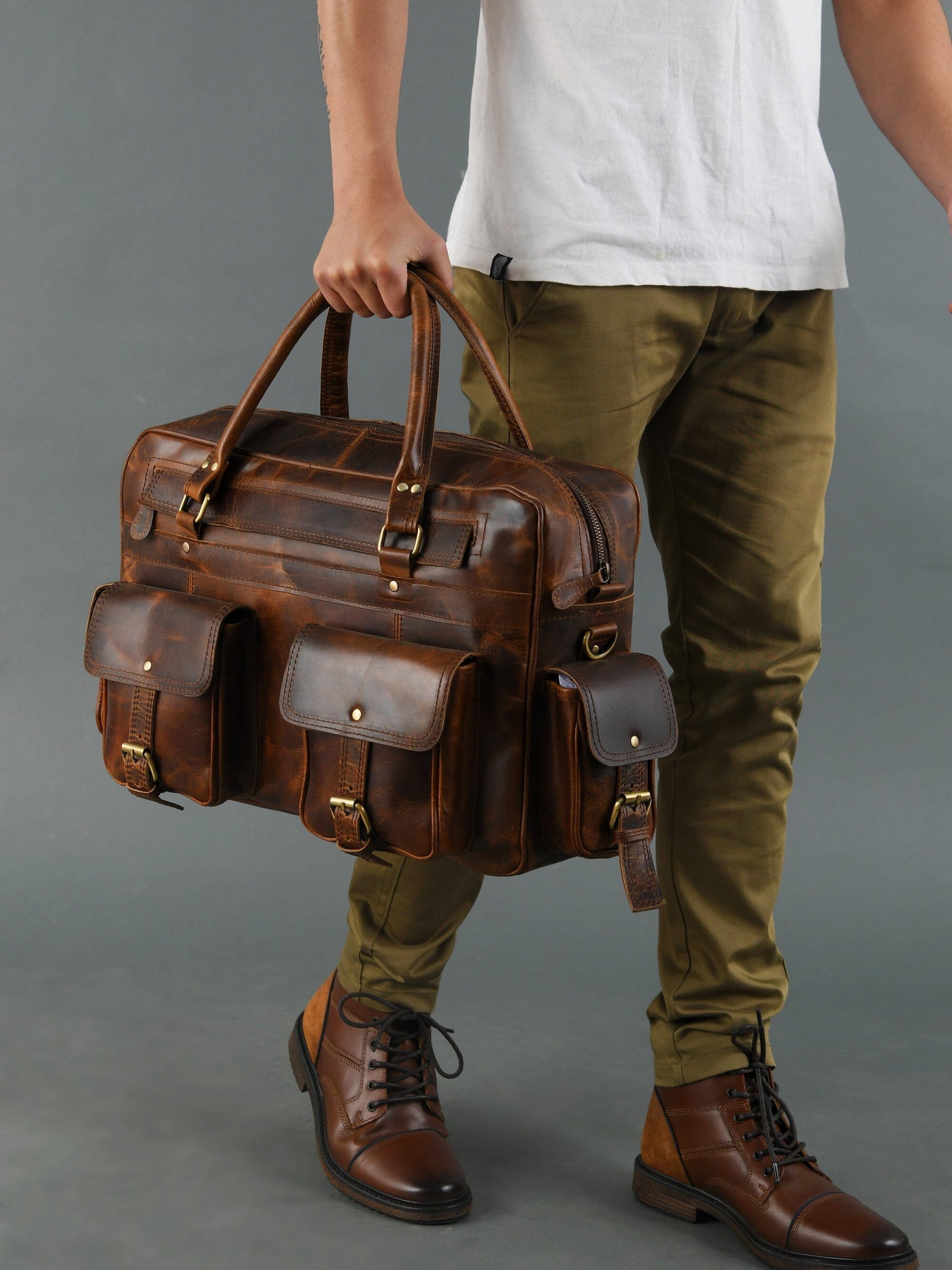 Finn Handcrafted Buffalo Leather Laptop Briefcase - Toms Vogue